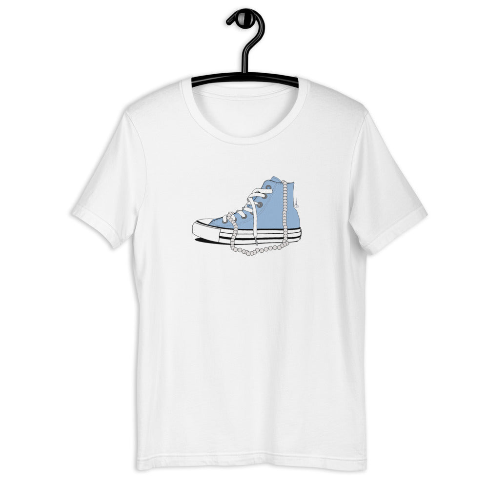 White chucks and pearls shirt Clearance