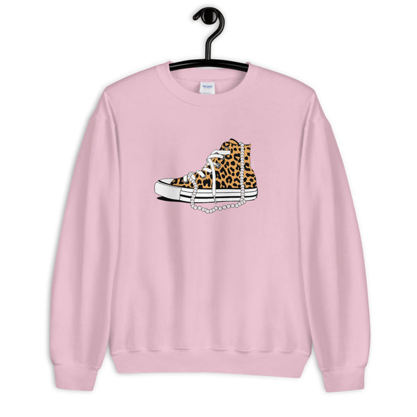 Chucks and Pearls - Sweatshirt