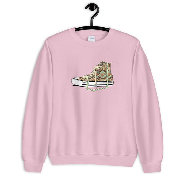 Chucks and Pearls - Sweatshirt