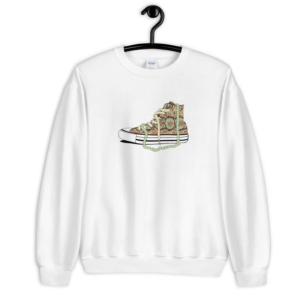 Chucks and Pearls - Sweatshirt