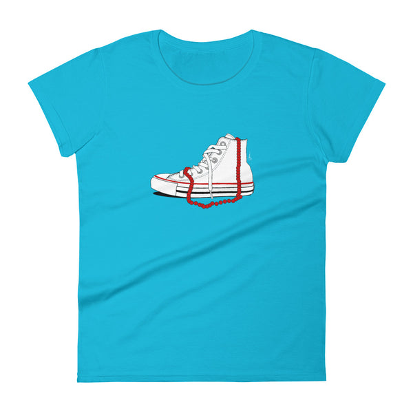 Chucks and Pearls - T-shirt