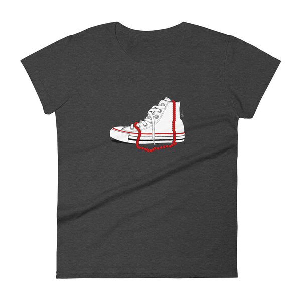 Chucks and Pearls - T-shirt